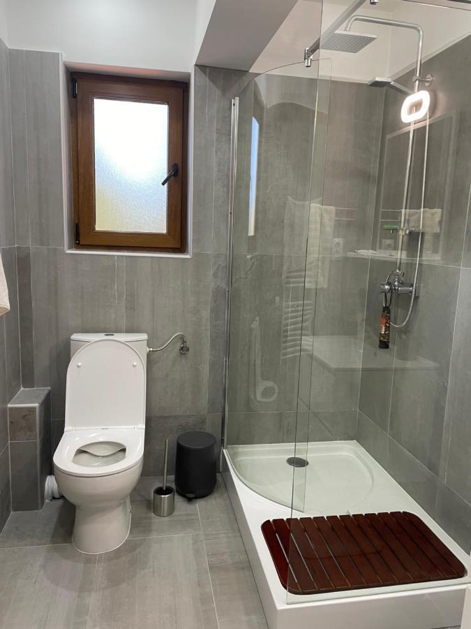 Apartament Lexannona Буштені Екстер'єр фото