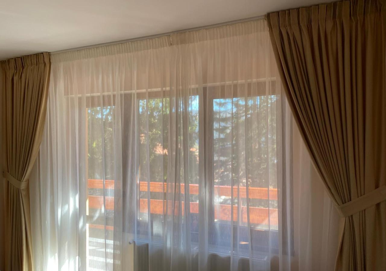 Apartament Lexannona Буштені Екстер'єр фото