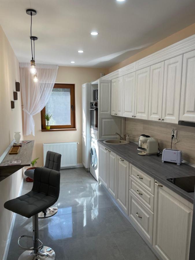 Apartament Lexannona Буштені Екстер'єр фото